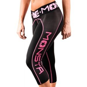 NWOT MONSTA CAPRI LEGGINGS
